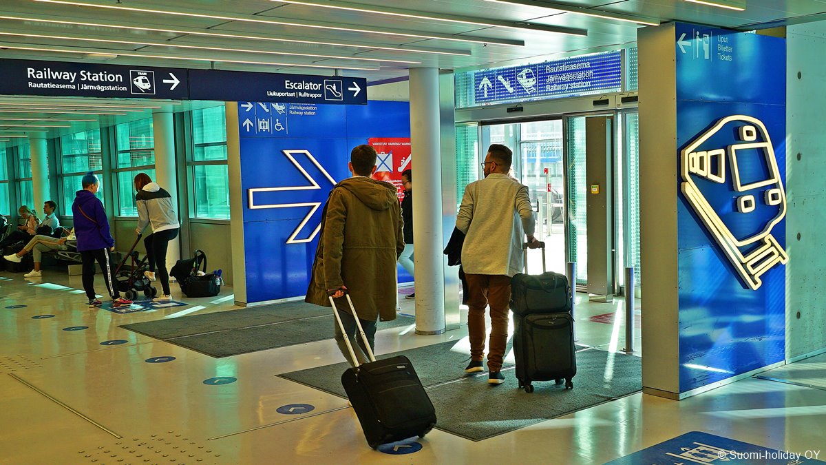 Helsinki airport train station entrance